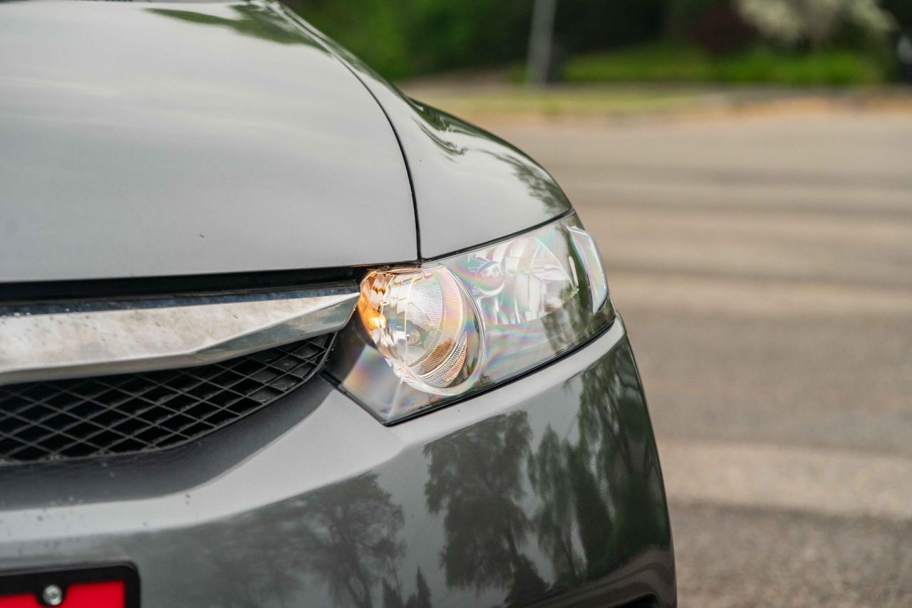2010 Honda Civic DX-G - Photo #15