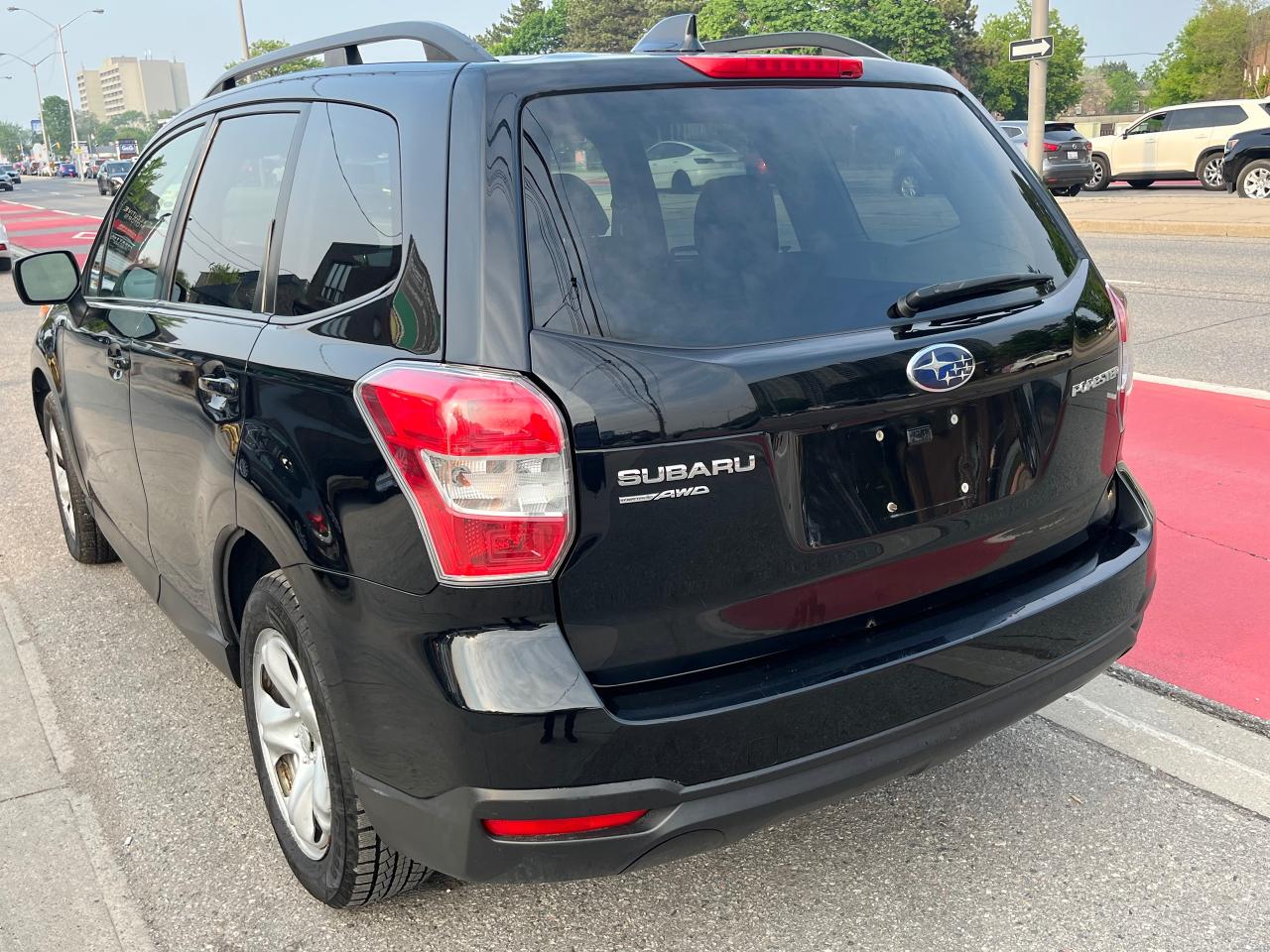 2016 Subaru Forester i-Backup Cam- Bluetooth-Heated Seats - Photo #5