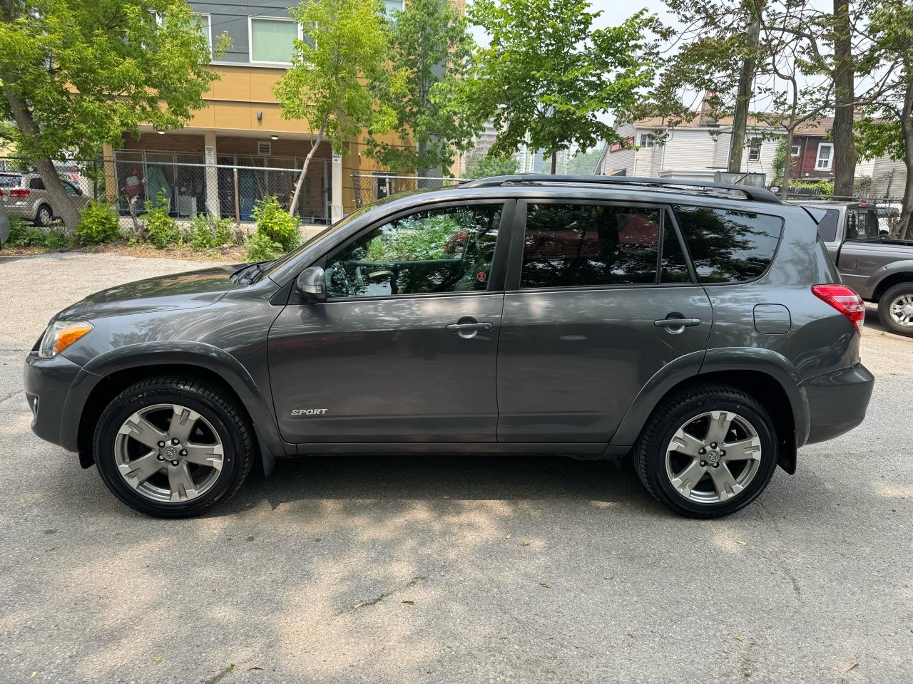 2010 Toyota RAV4 V6 SPORT! - 4WD - Photo #2