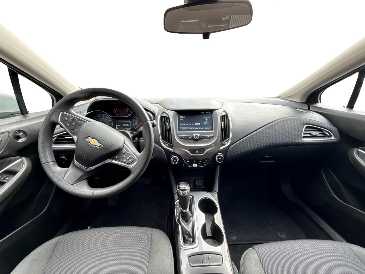 2017 Chevrolet Cruze LT - Photo #12