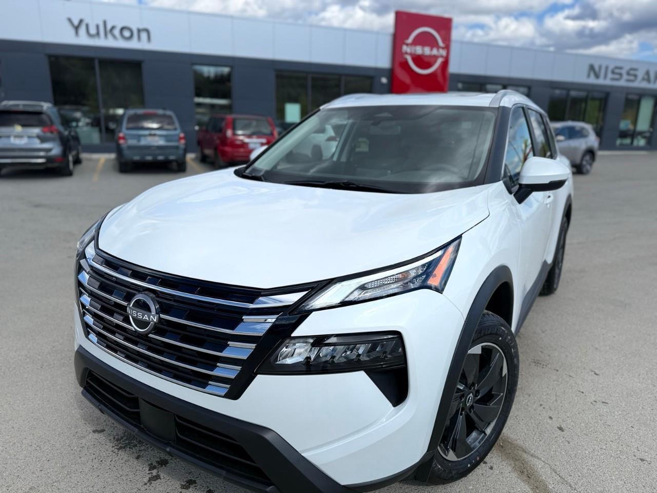 New 2025 Nissan Rogue SV MOONROOF for sale in Whitehorse, YT