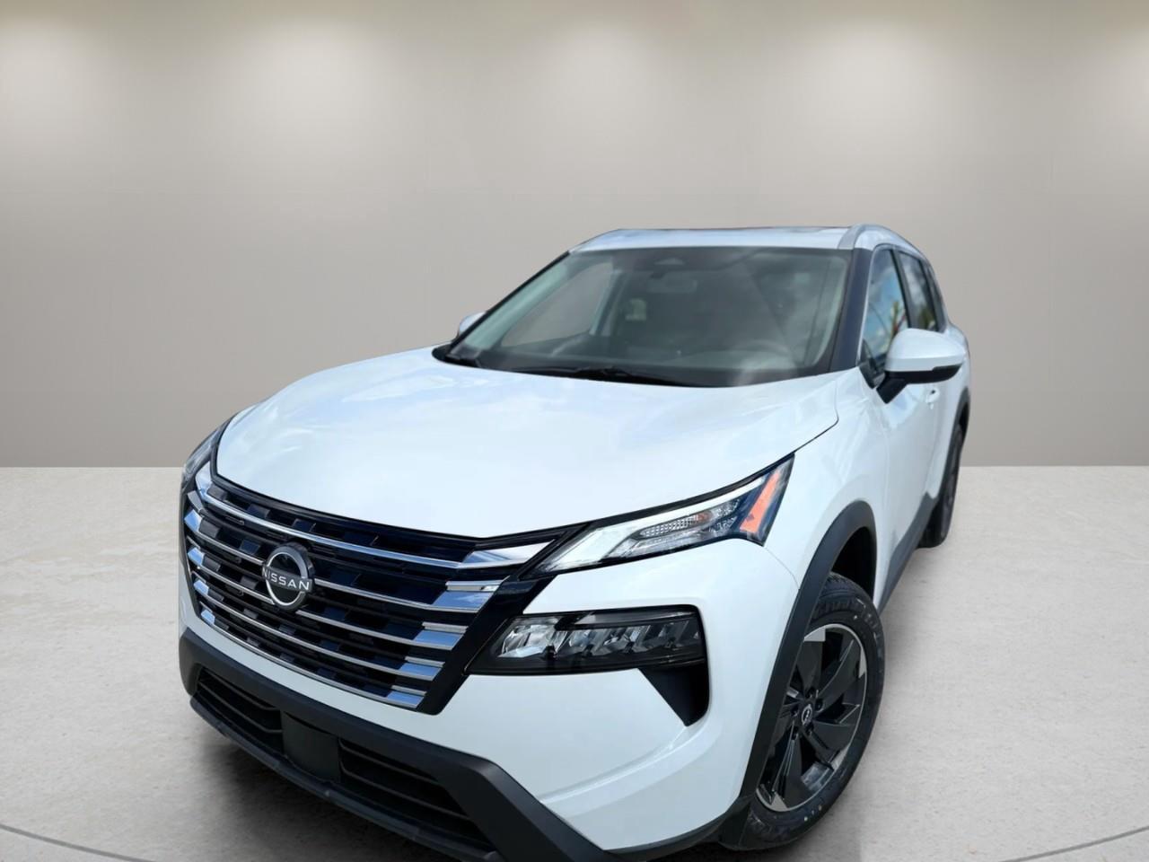 Used 2025 Nissan Rogue SV MOONROOF for sale in Whitehorse, YT