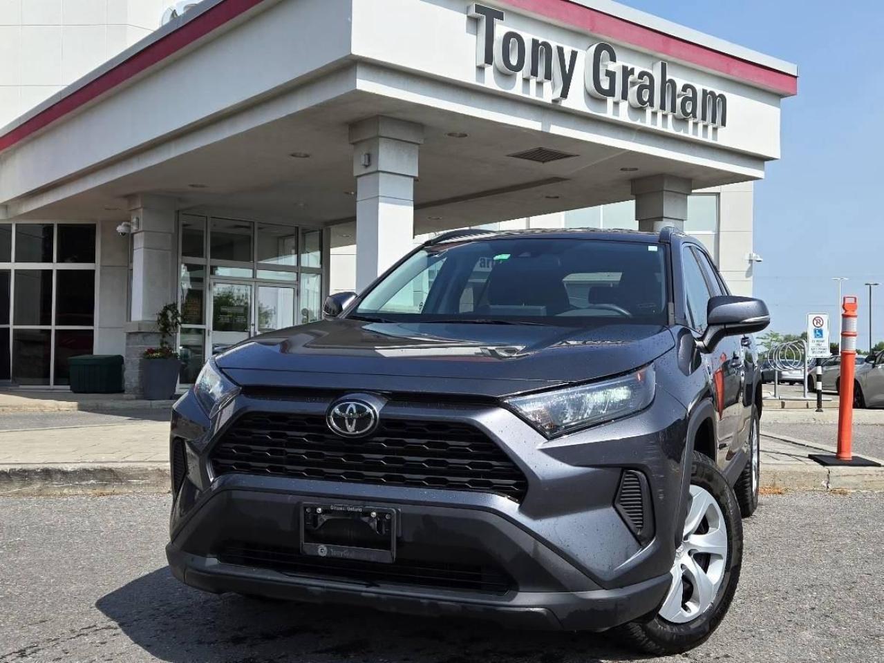 Used 2020 Toyota RAV4 LE for sale in Ottawa, ON