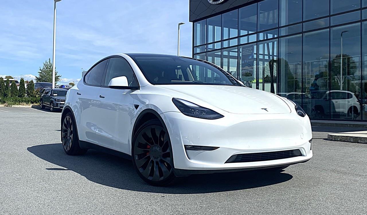 Used 2022 Tesla Model Y PERFORMANCE for sale in Abbotsford, BC