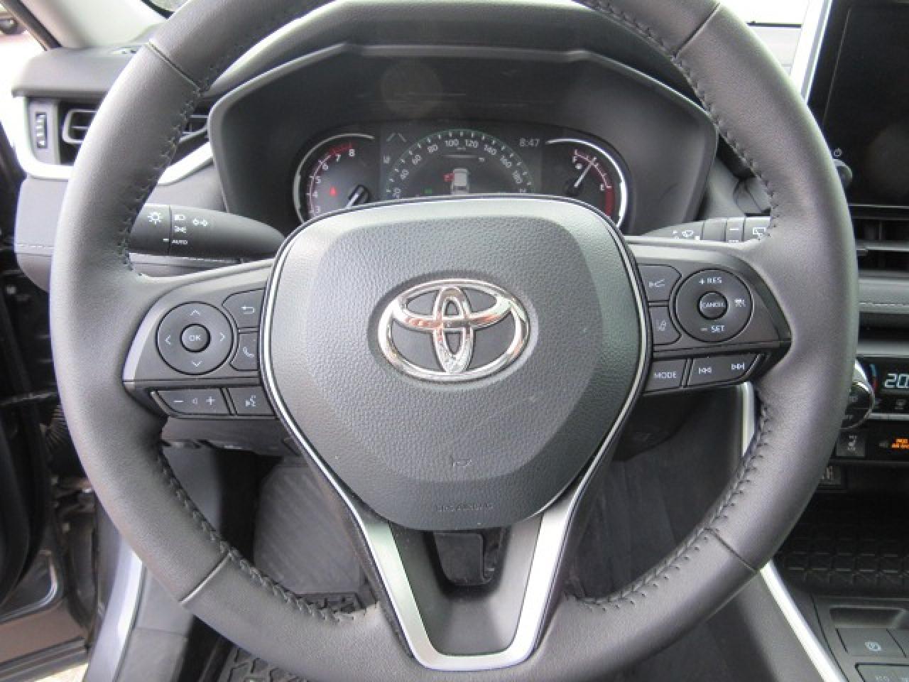 2024 Toyota RAV4 XLE Photo