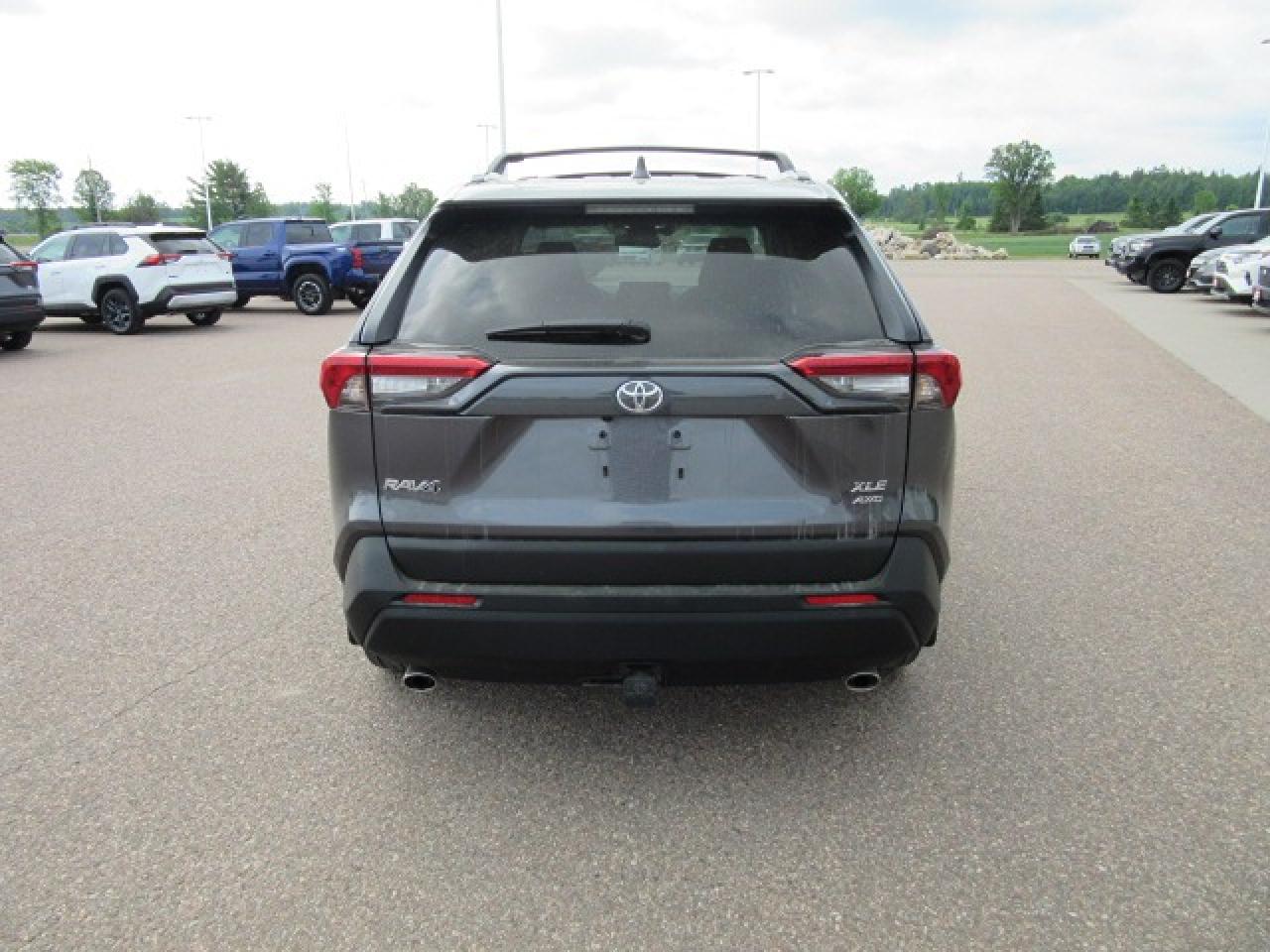 2024 Toyota RAV4 XLE Photo