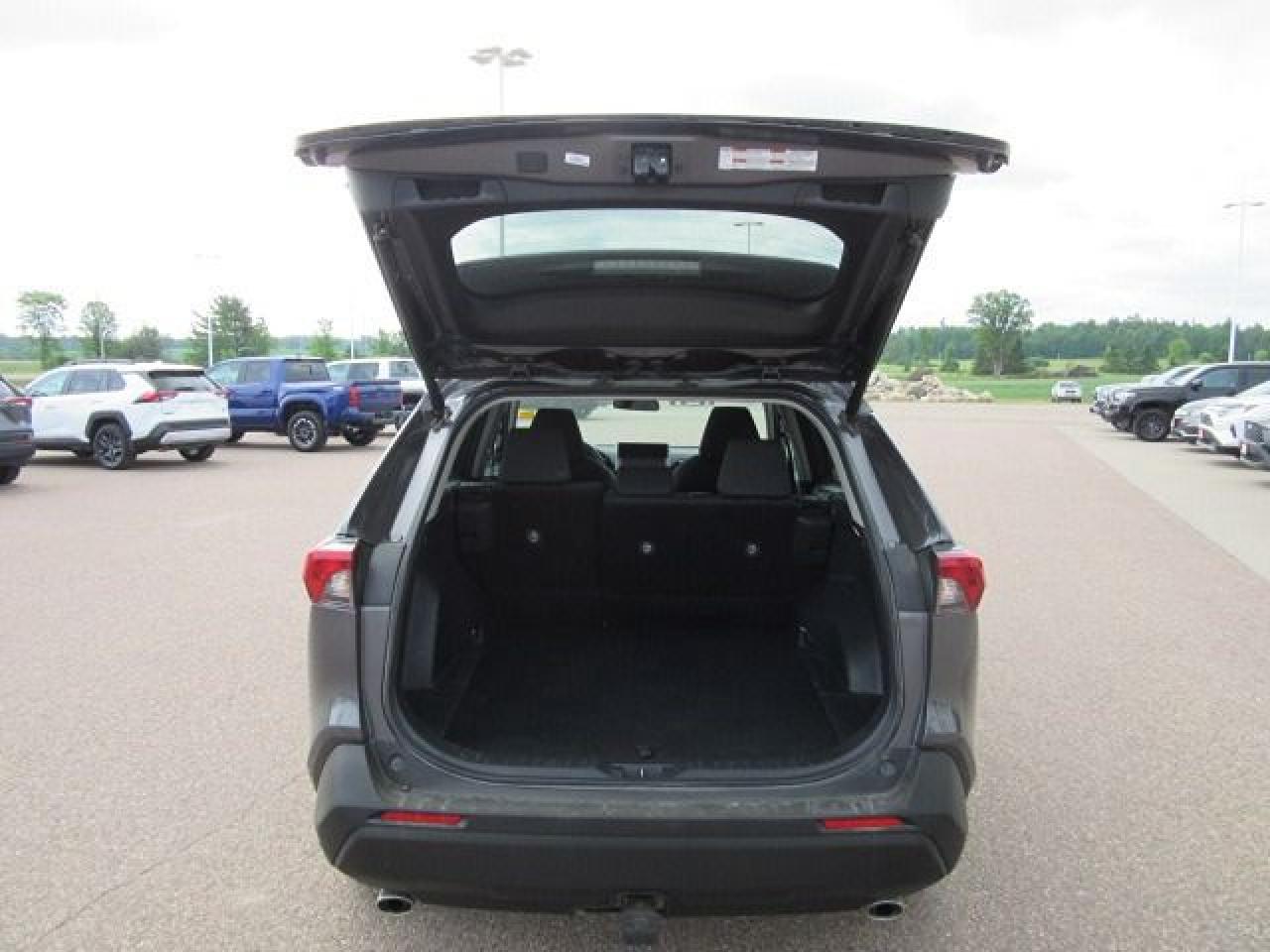 2024 Toyota RAV4 XLE - Photo #5