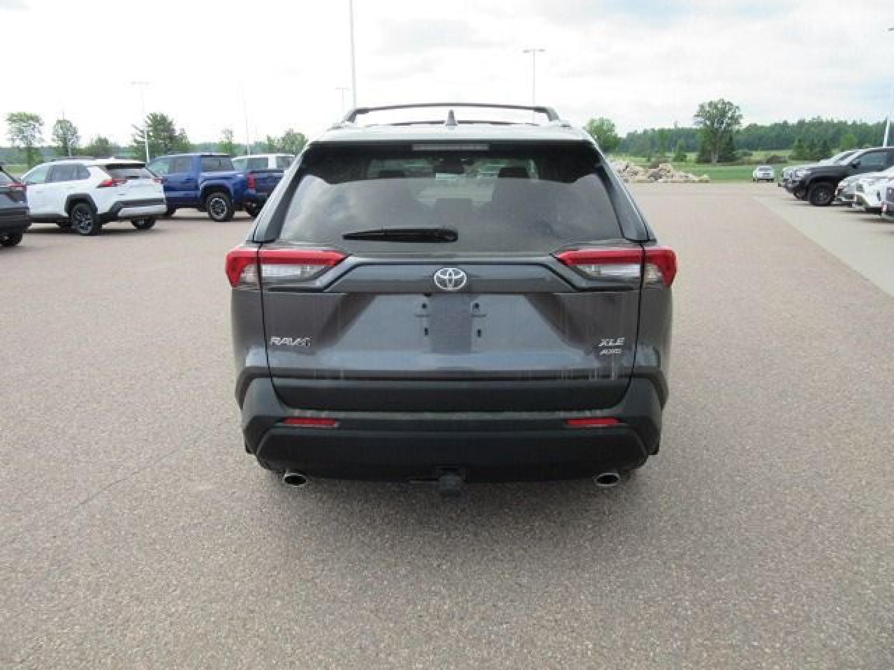 2024 Toyota RAV4 XLE - Photo #4