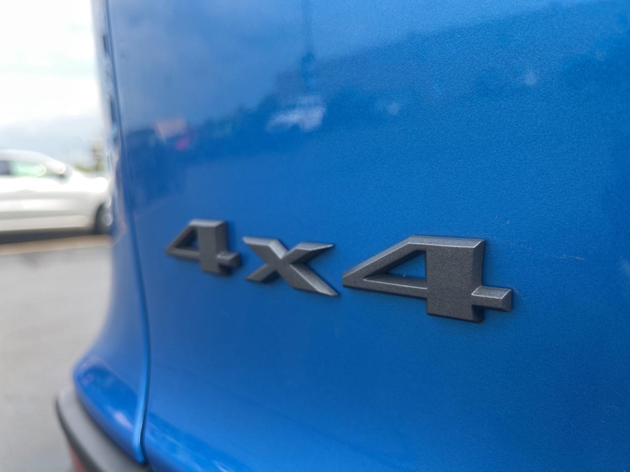 12611374