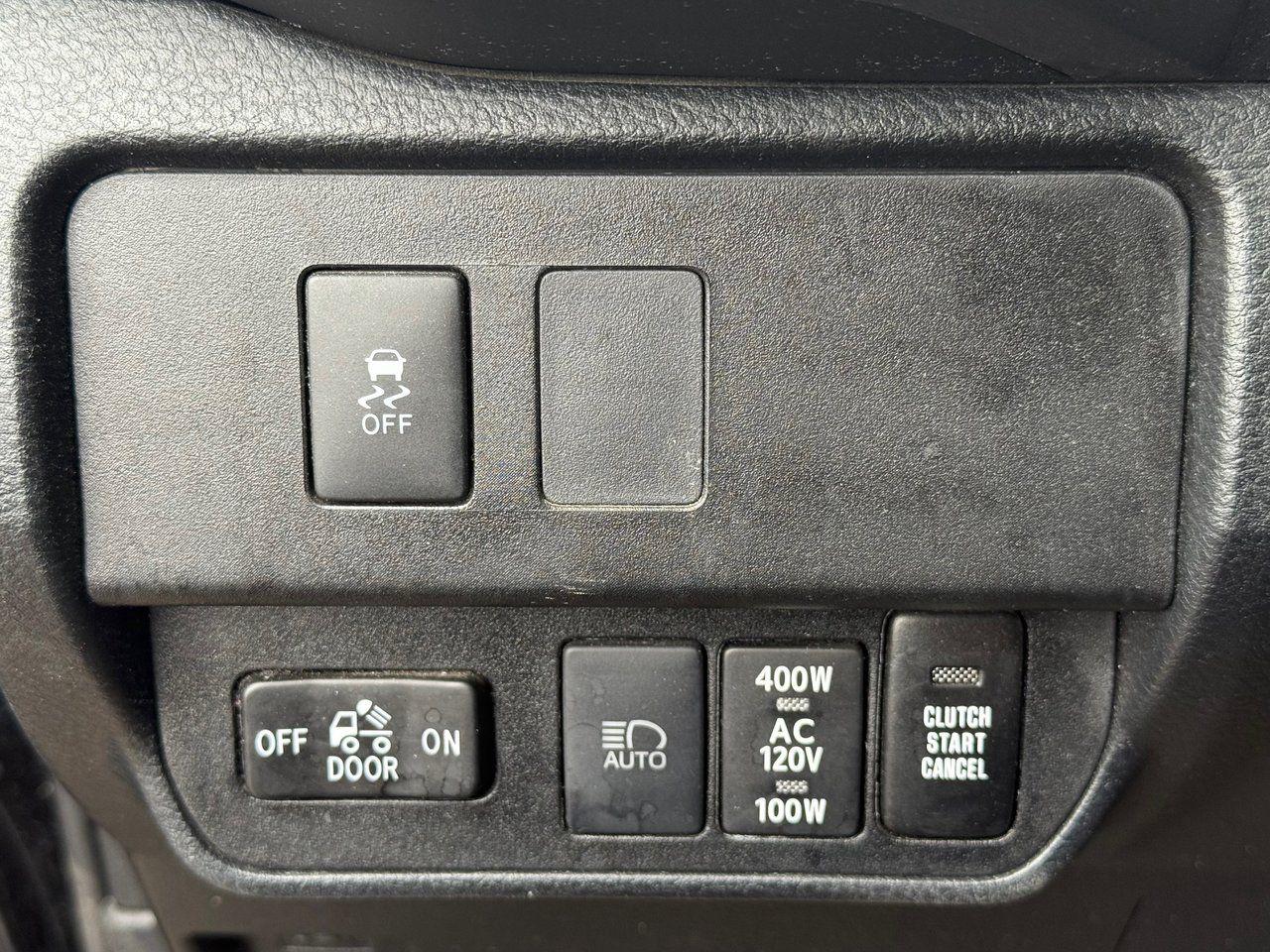 2020 Toyota Tacoma  Photo