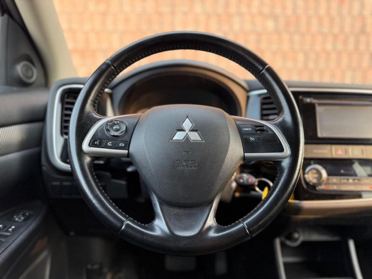 2014 Mitsubishi Outlander ES |4WD|LEATHER|SUNROOF|HEATED SEATS|BLUETOOTH| - Photo #21