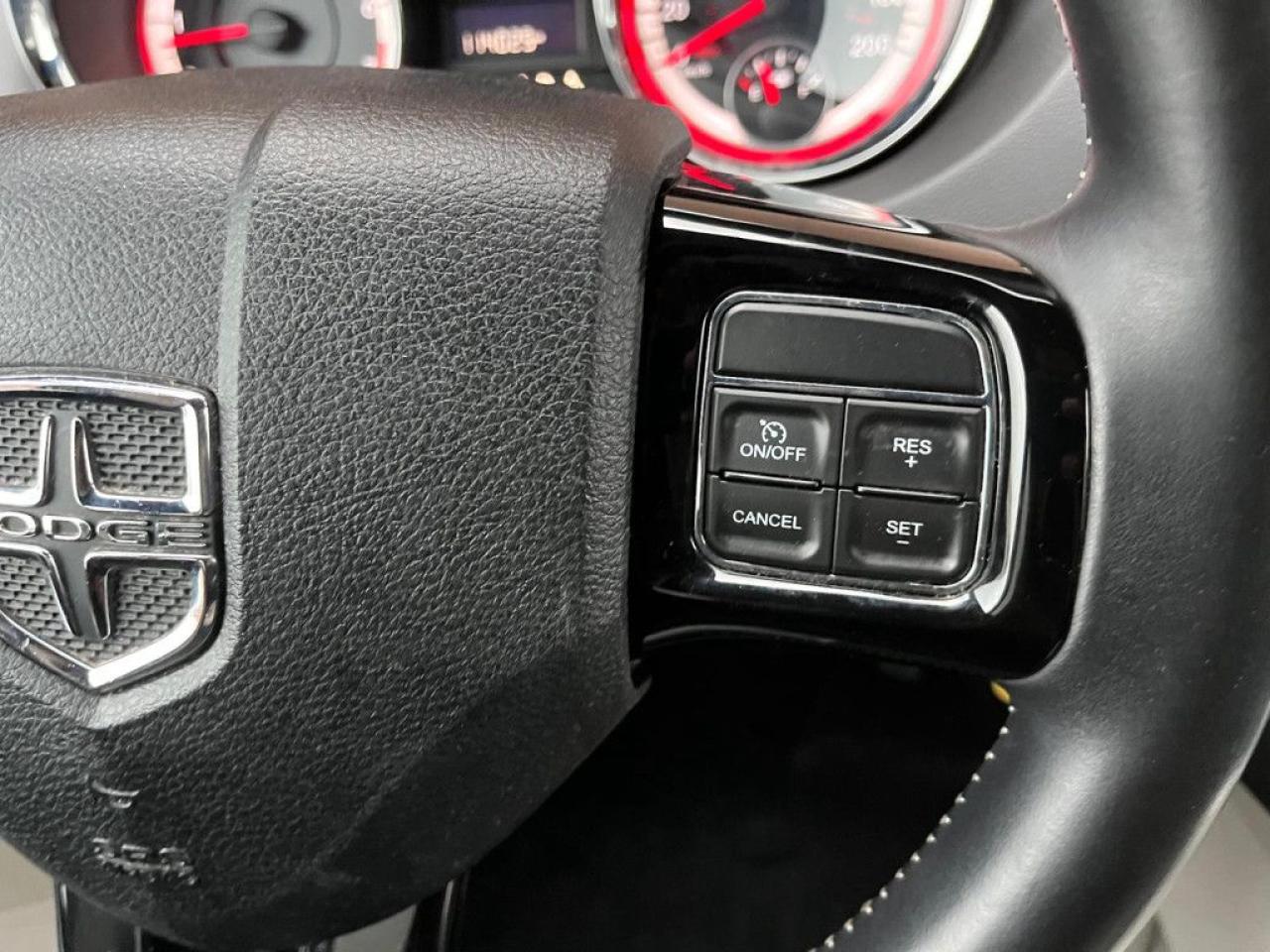 2016 Dodge Grand Caravan SXT PREMIUM PLUS | CLEAN CARFAX | LEATHER | POWER GROUP | BIG SCREEN | STOW N GO | NAVI | - Photo #21