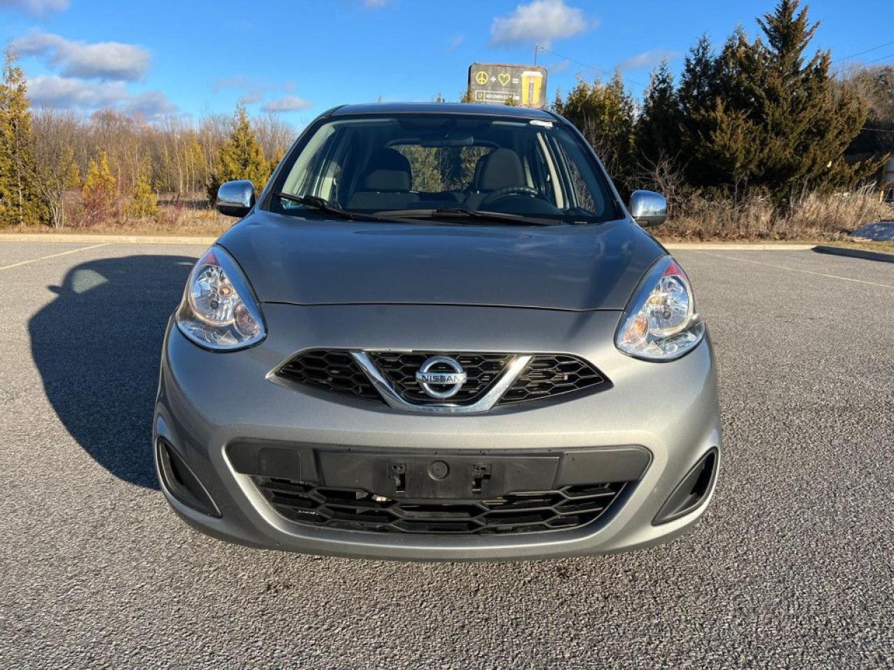 2015 Nissan Micra SV | LOW MILEAGE | BACK UP CAM | KEYLESS ENTRY | CRUISE  CONTROL - Photo #9