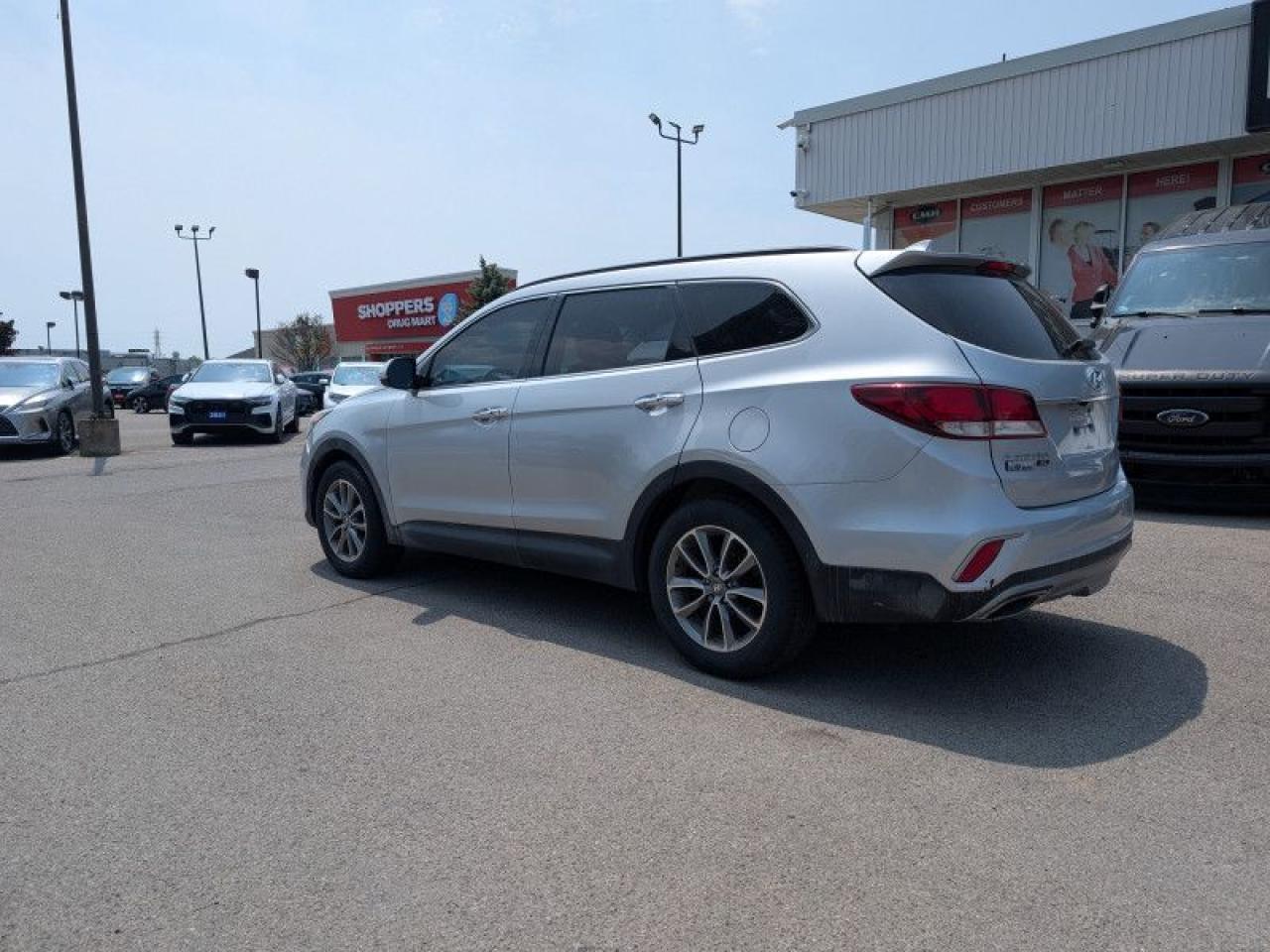 2019 Hyundai Santa Fe XL 3.3L Preferred AWD 7 Pass  **7 PASSENGER** Photo3