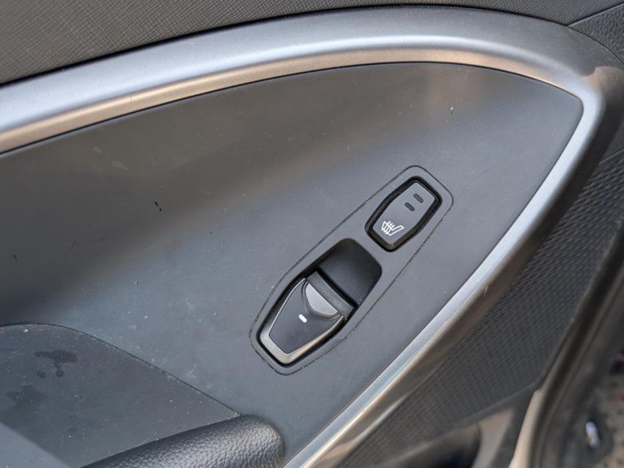 2019 Hyundai Santa Fe XL 3.3L Preferred AWD 7 Pass  **7 PASSENGER** Photo