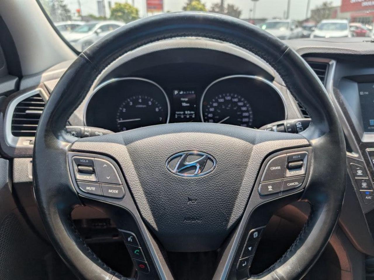 2019 Hyundai Santa Fe XL 3.3L Preferred AWD 7 Pass  **7 PASSENGER** Photo