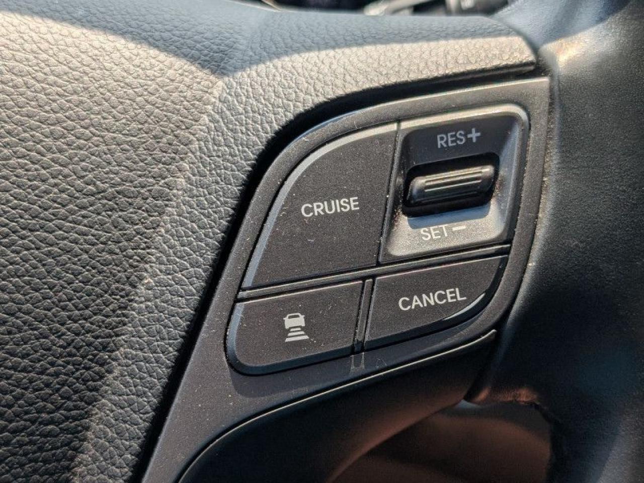 2019 Hyundai Santa Fe XL 3.3L Preferred AWD 7 Pass  **7 PASSENGER** Photo