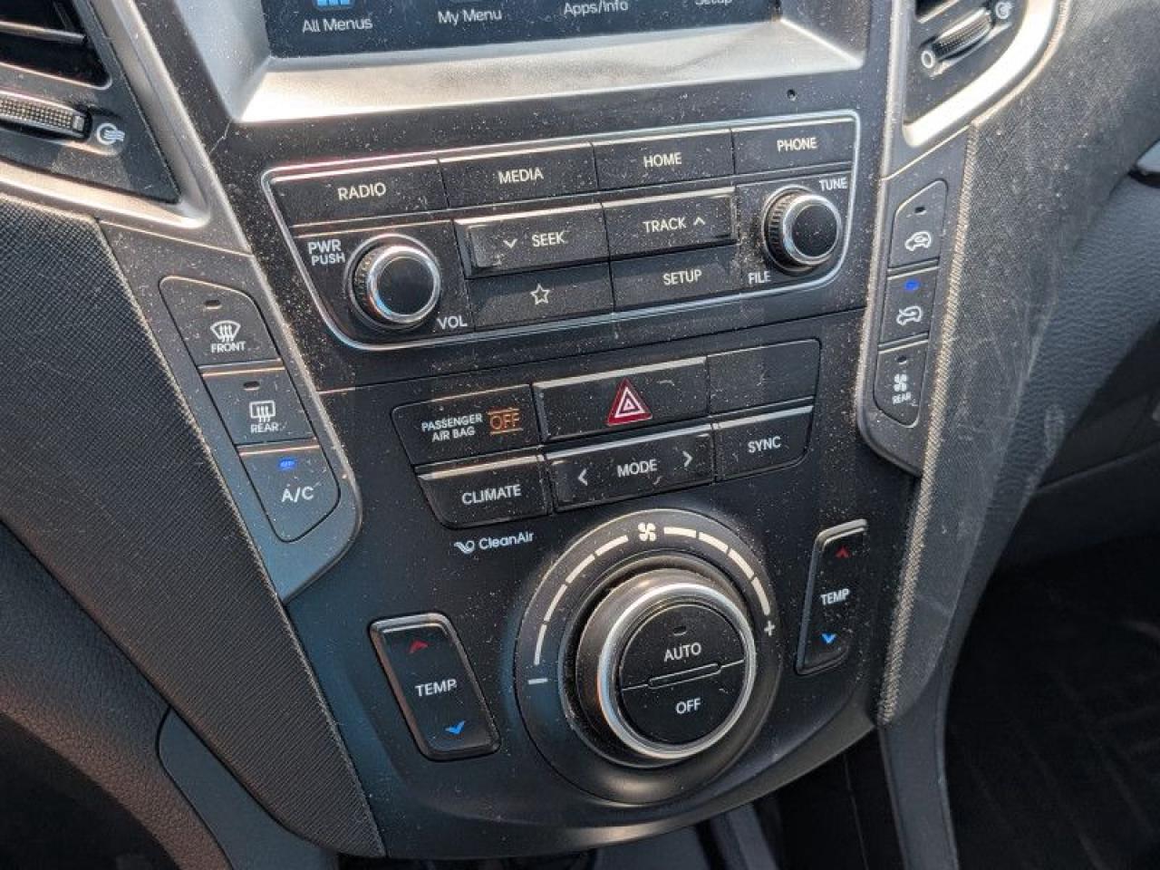 2019 Hyundai Santa Fe XL 3.3L Preferred AWD 7 Pass  **7 PASSENGER** Photo