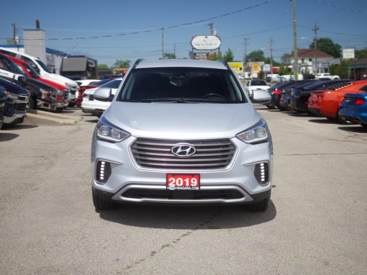 2019 Hyundai Santa Fe XL 3.3L Preferred AWD 7 Pass  **7 PASSENGER** Photo4