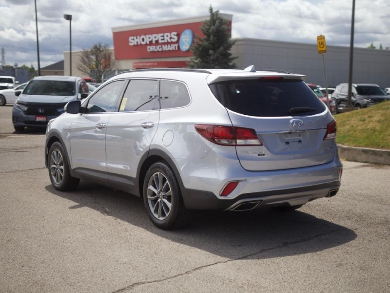 2019 Hyundai Santa Fe XL 3.3L Preferred AWD 7 Pass  **7 PASSENGER** Photo2