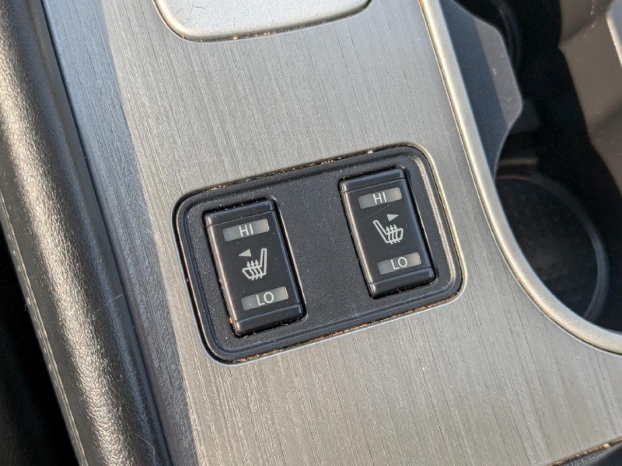 12611563