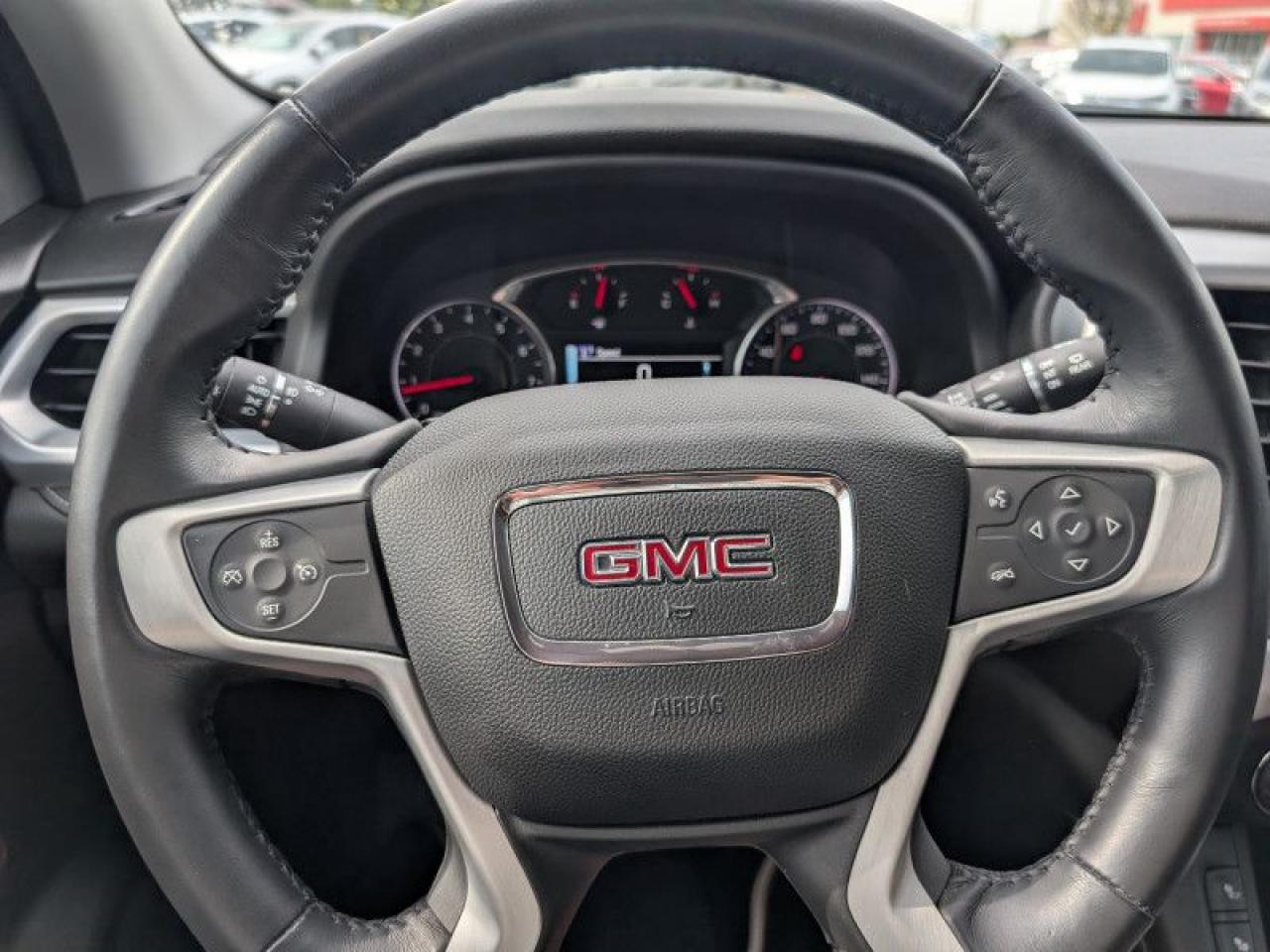 2018 GMC Acadia SLE  **VERY LOW KMS - CLEAN CARFAX** Photo