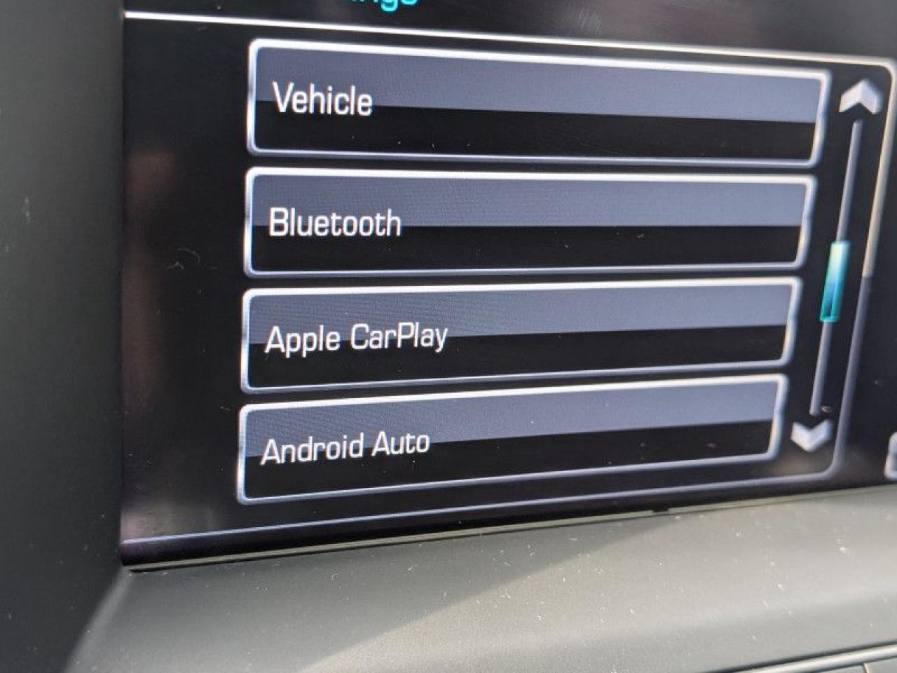 2018 GMC Acadia SLE  **VERY LOW KMS - CLEAN CARFAX** Photo