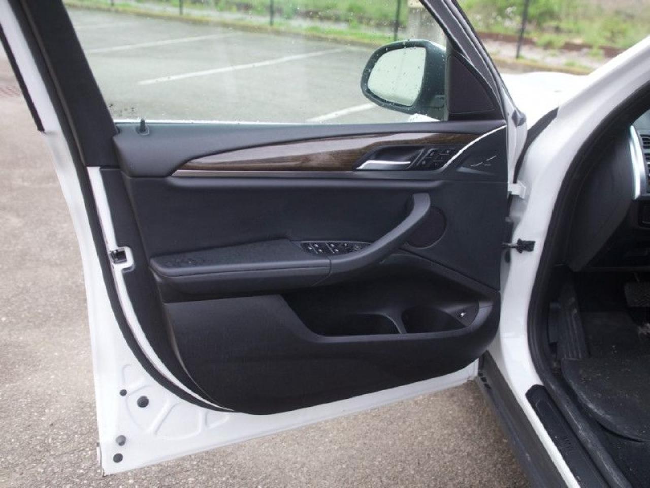 2022 BMW X3 xDrive30e  **PHEV - PWR GATE - MEM. SEAT** Photo