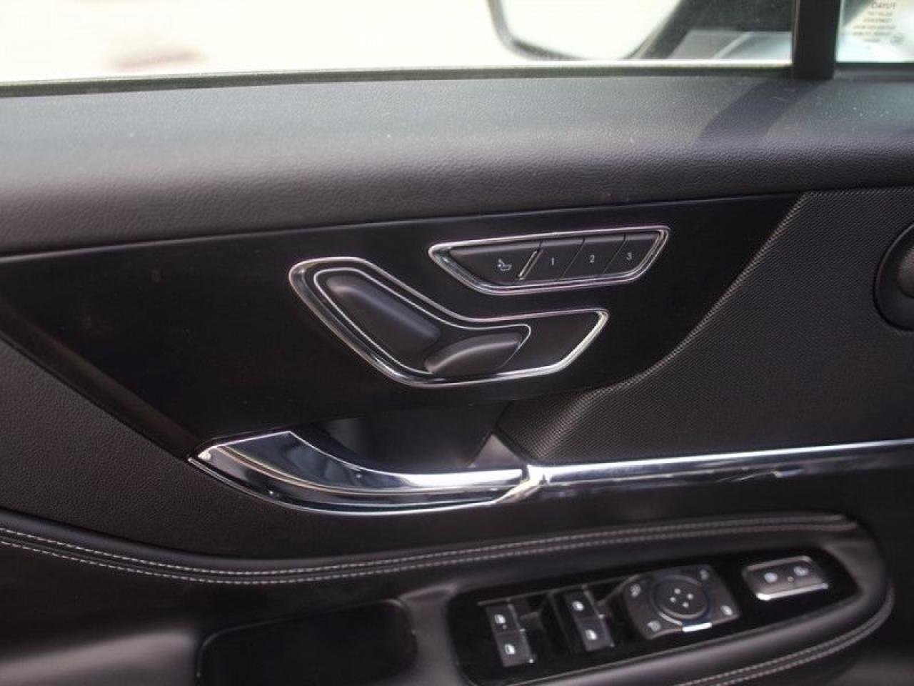 2021 Lincoln Corsair Reserve  **CO-PILOT360 PLUS + ELEMENT PKG** Photo