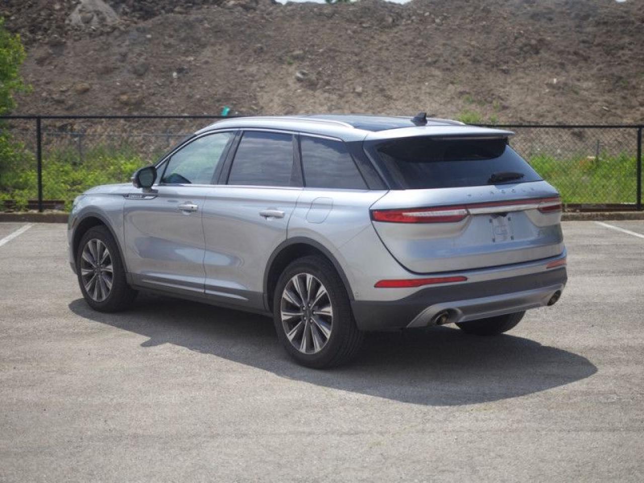 2021 Lincoln Corsair Reserve  **CO-PILOT360 PLUS + ELEMENT PKG** Photo2