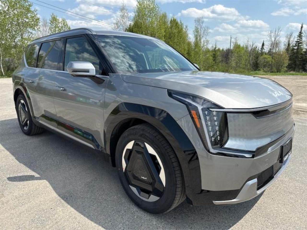 New 2026 Kia EV9 Land w/Plus Package AWD  Sunroof for sale in Timmins, ON