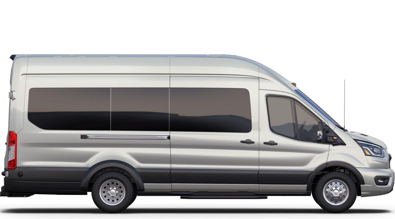 2025 Ford Transit XL Photo4