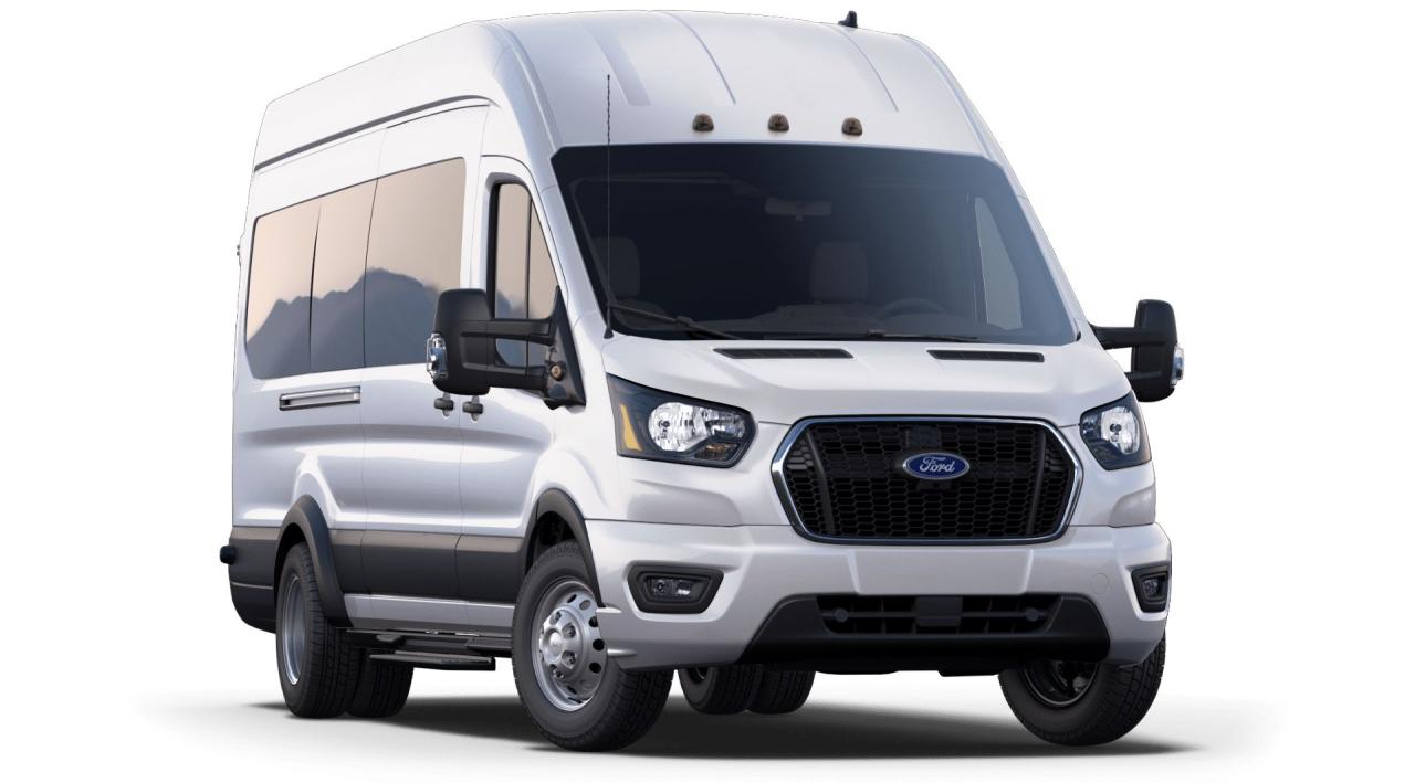 2025 Ford Transit XLT Photo3