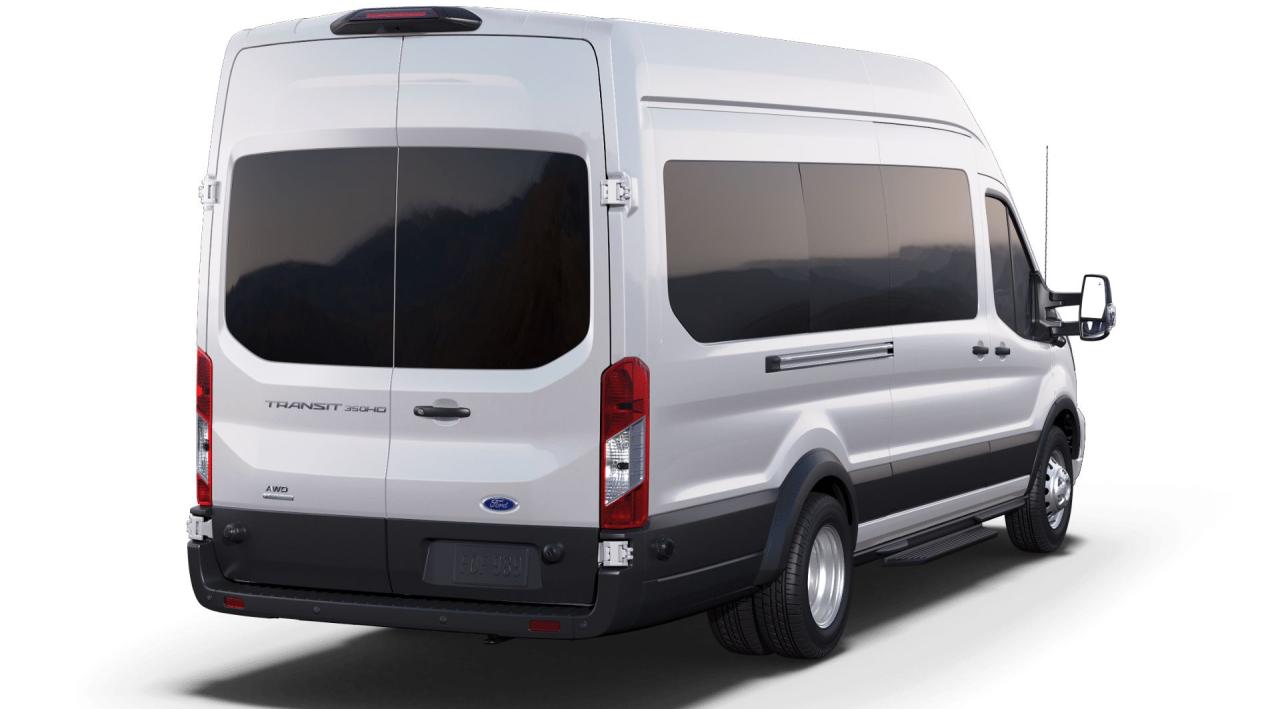 2025 Ford Transit XLT Photo2