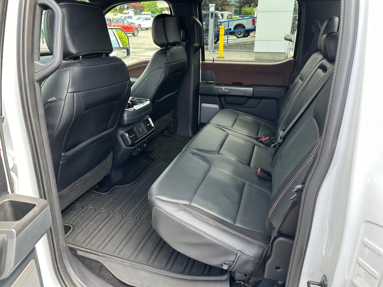 2022 Ford F-150 Lariat Photo5