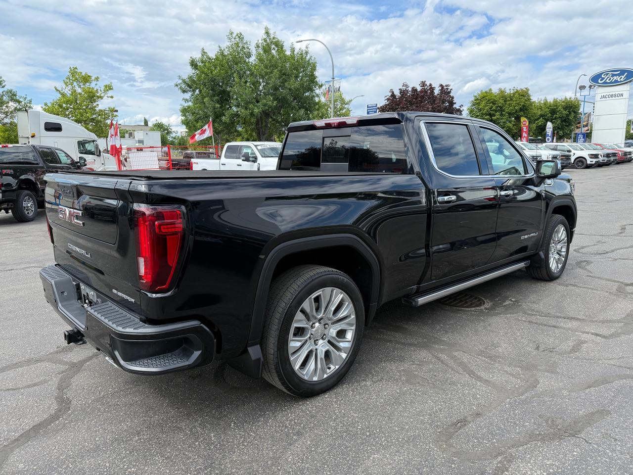 2021 GMC Sierra 1500 Denali Photo4
