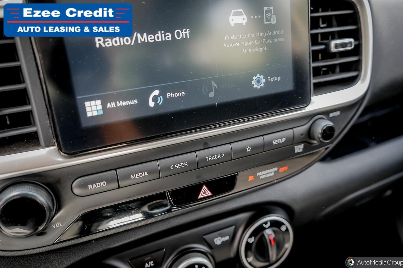 2021 Hyundai Venue Essential Photo