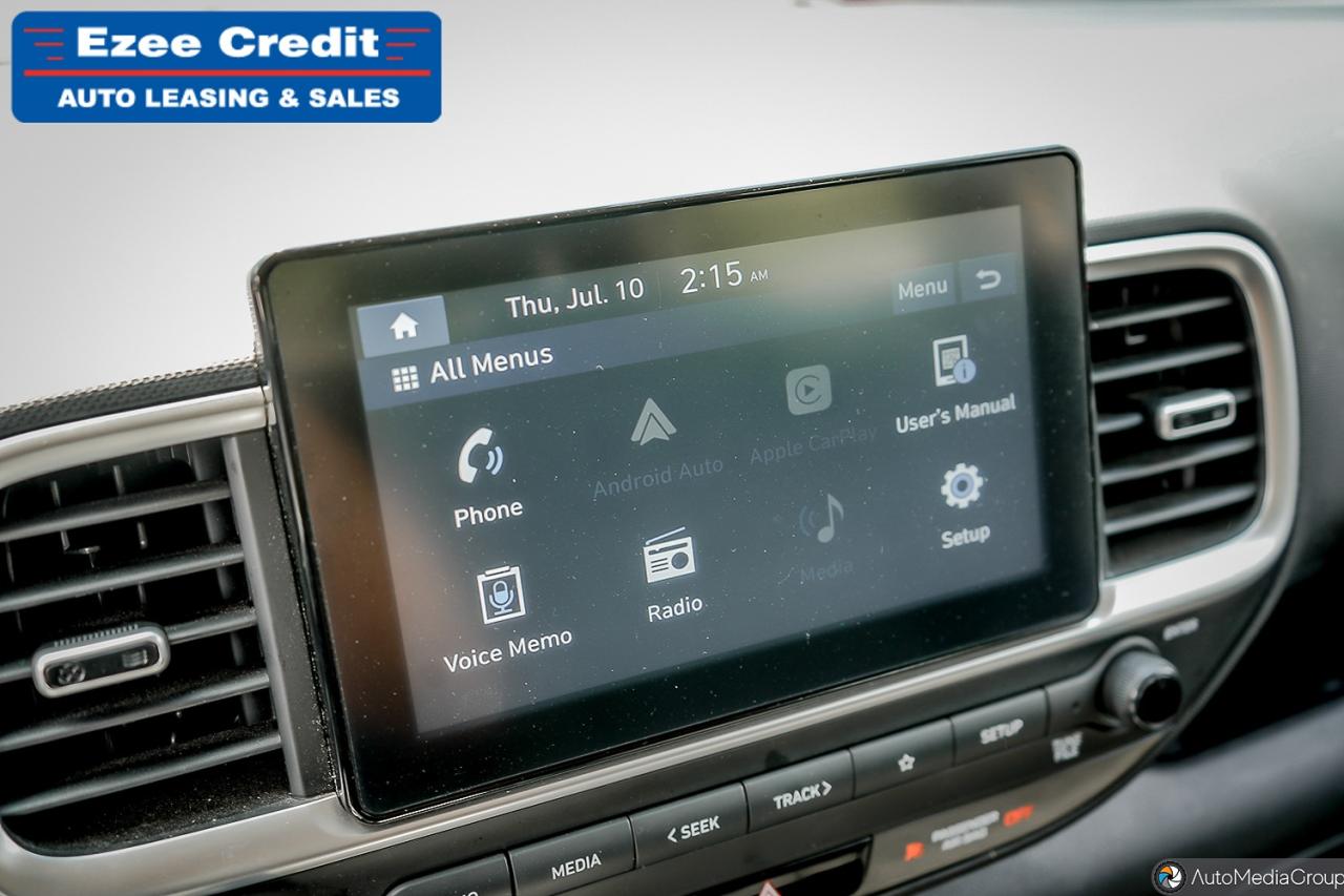 2021 Hyundai Venue Essential Photo