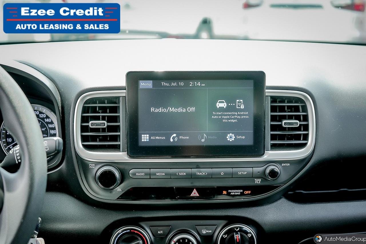 2021 Hyundai Venue Essential Photo