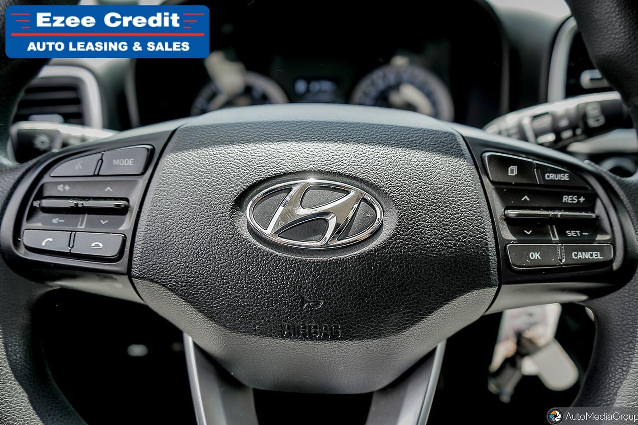 2021 Hyundai Venue Essential Photo