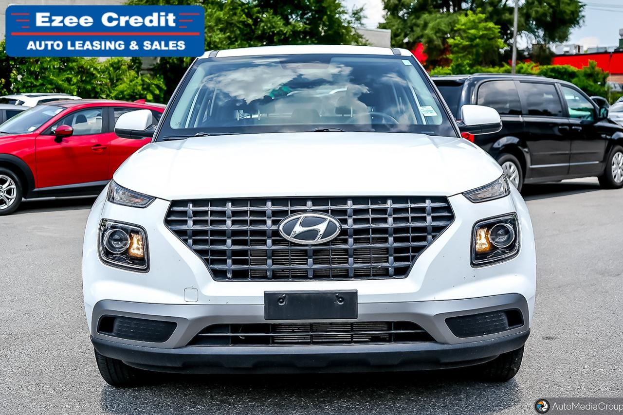 2021 Hyundai Venue Essential Photo