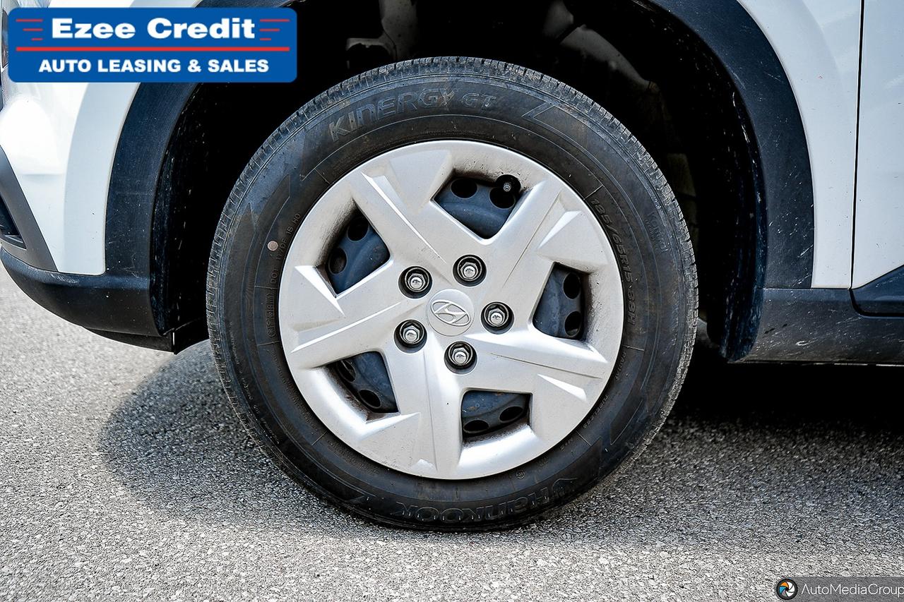 2021 Hyundai Venue Essential Photo