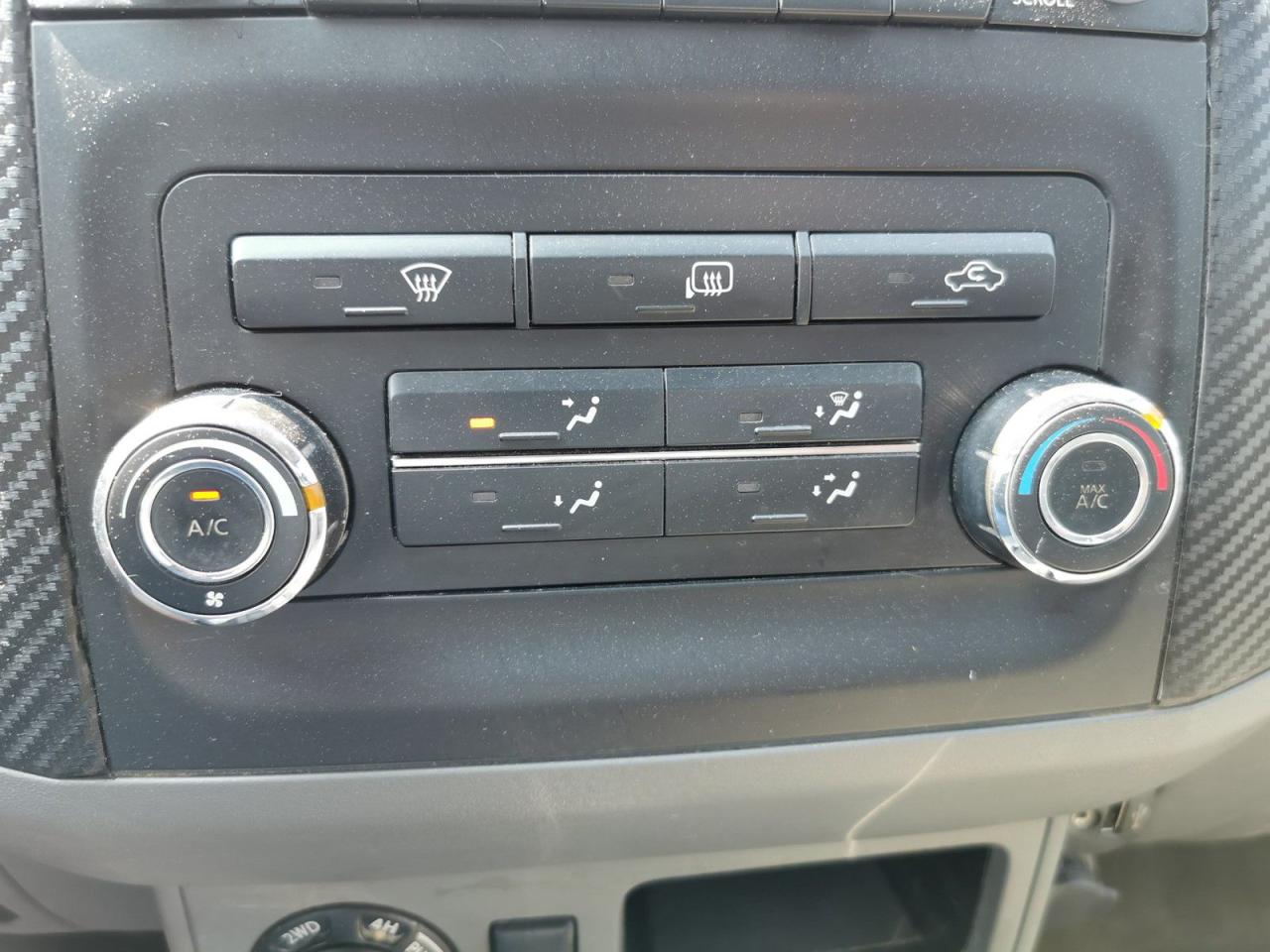 2018 Nissan Frontier SV LWB - Photo #16