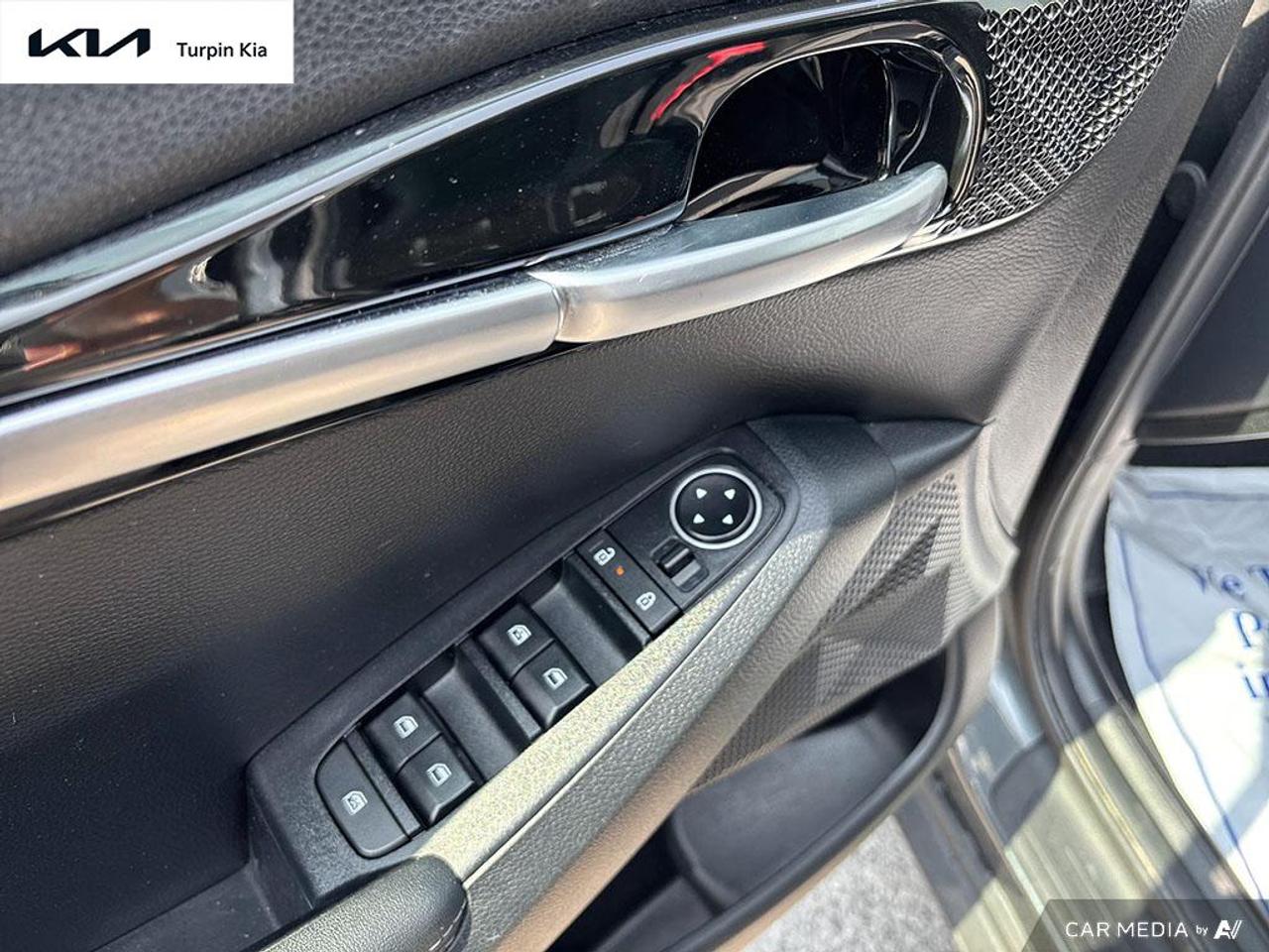 2024 Kia Seltos EX Photo