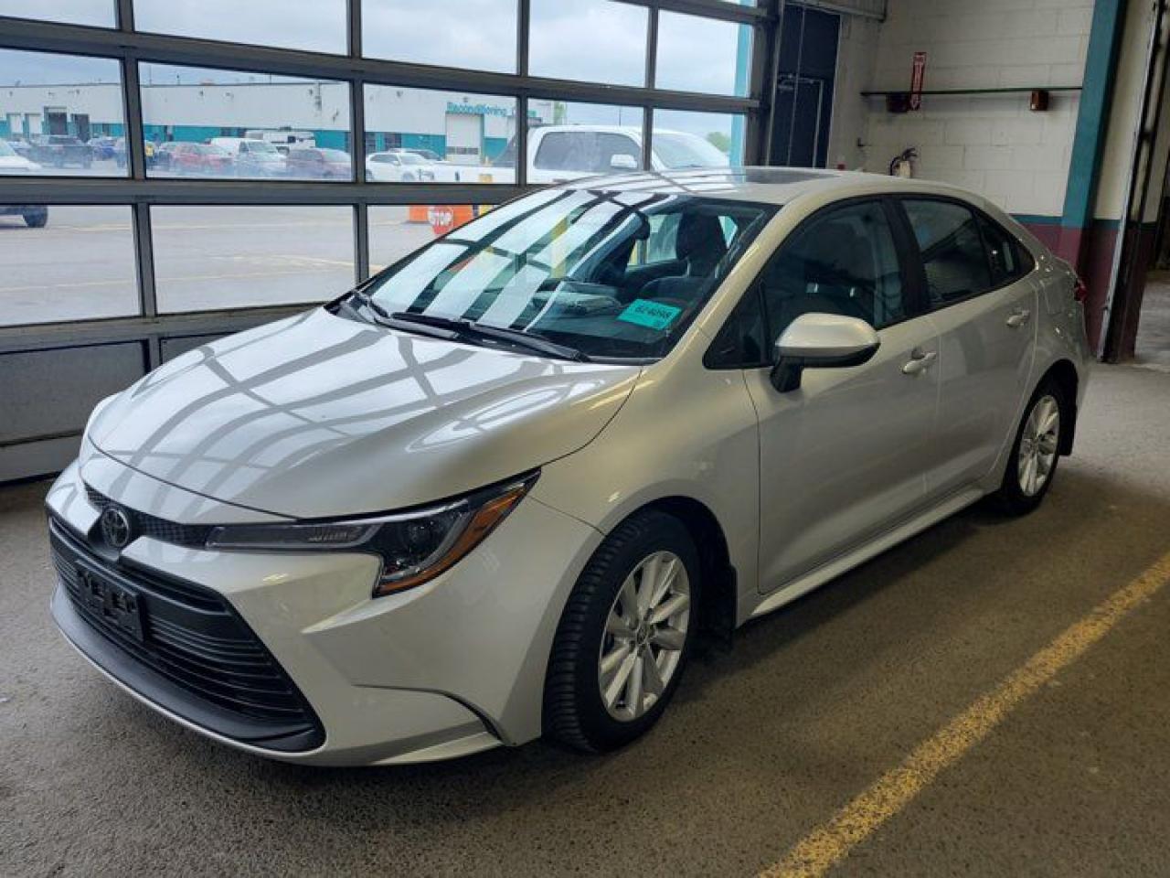 Used 2025 Toyota Corolla LE Upgrade | Sunroof | Heated Seats | Radar Cruise | Rear Camera | Bluetooth | Alloy Wheels | for sale in Guelph, ON