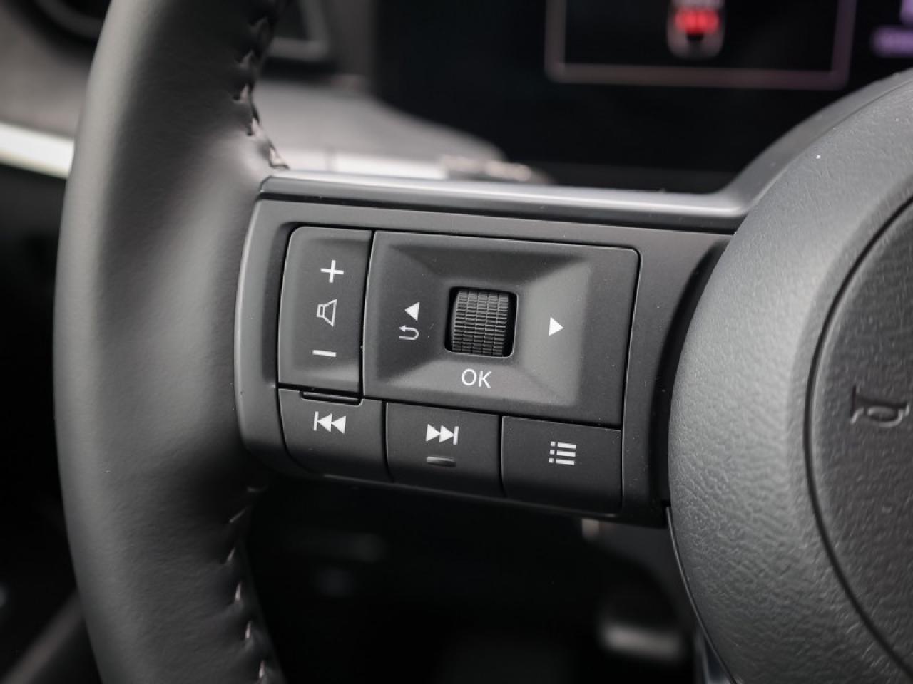 2025 Nissan Kicks SV  - Premium Package Photo