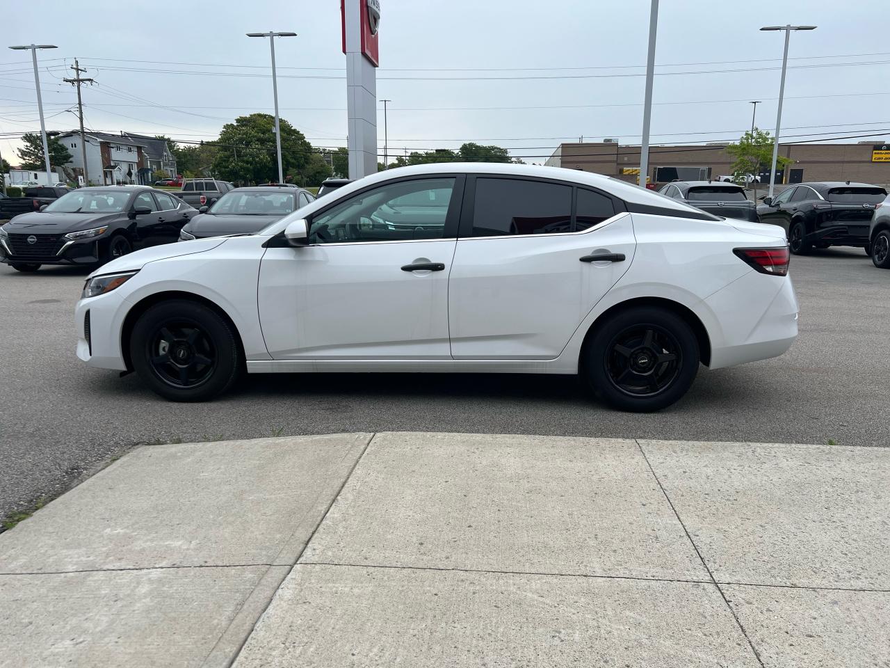 2024 Nissan Sentra S PLUS SPORT WHEELS - SNOW TIRES ON RIMS WITH TPMS Photo5