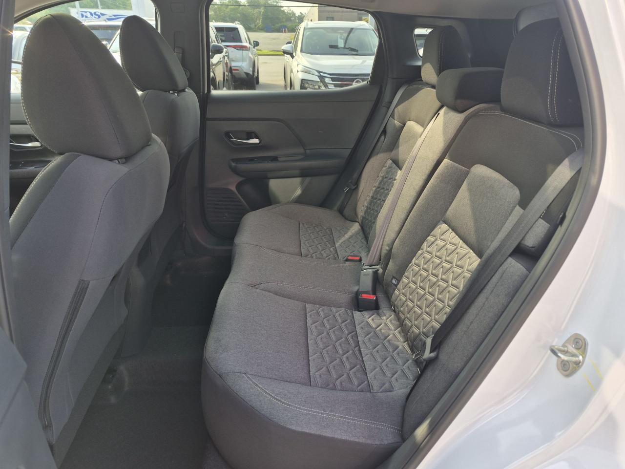2025 Nissan Kicks SV PREMIUM Photo13