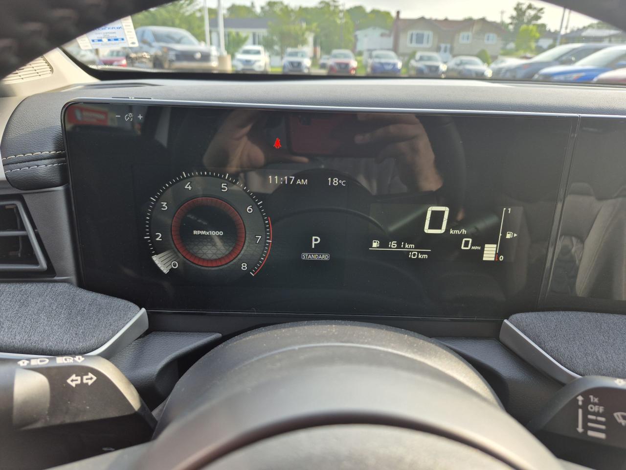 2025 Nissan Kicks SV PREMIUM Photo9