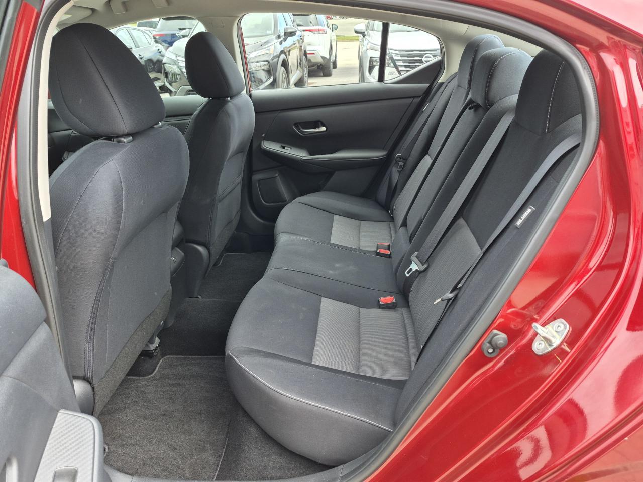 2020 Nissan Sentra SV Photo12